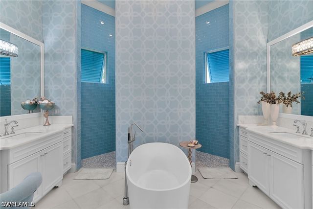 591 Goldcoast CT, Marco Island, FL 34145