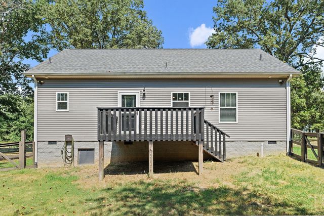 2334 C C C Rd, Dickson, TN 37055