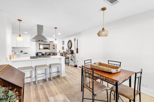 152 Holiday Avenue, Pass Christian, MS 39571