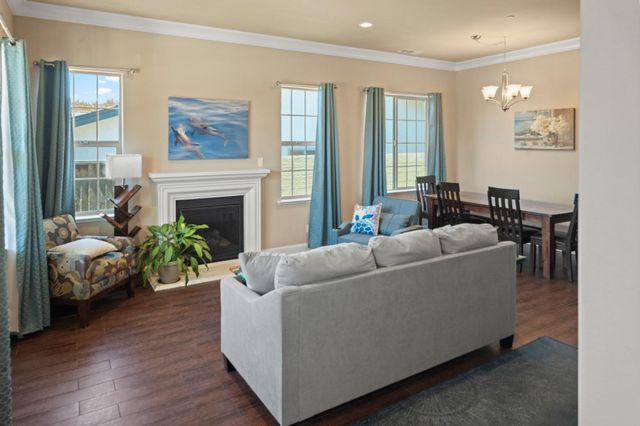 1400 Sawtooth Drive, Hollister, CA 95023