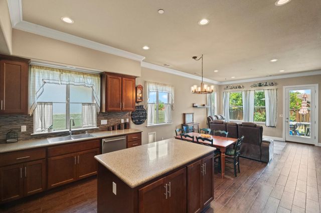 1400 Sawtooth Drive, Hollister, CA 95023