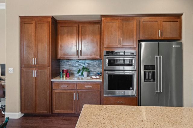 1400 Sawtooth Drive, Hollister, CA 95023