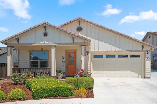 1400 Sawtooth Drive, Hollister, CA 95023