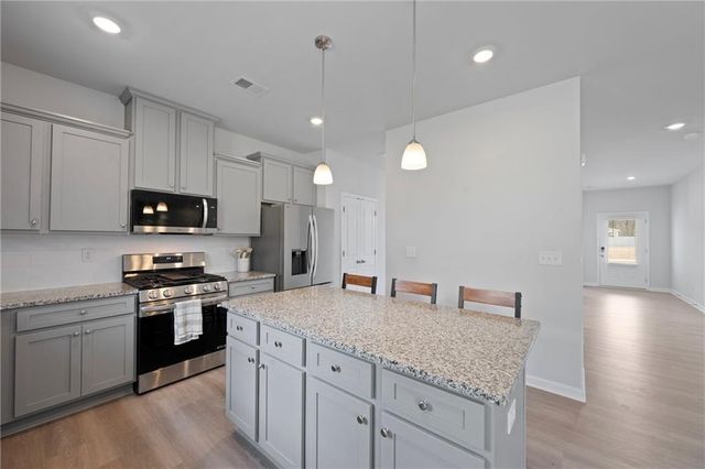 1441 Stephens View Drive, Loganville, GA 30052