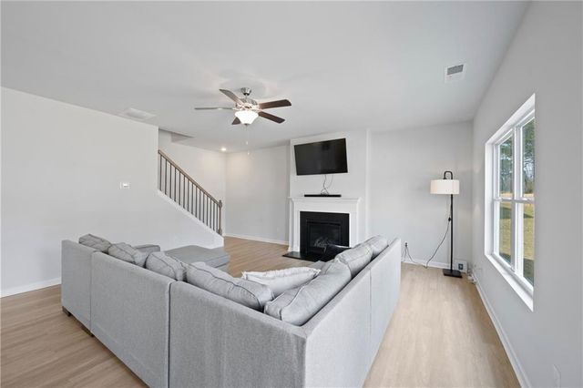 1441 Stephens View Drive, Loganville, GA 30052