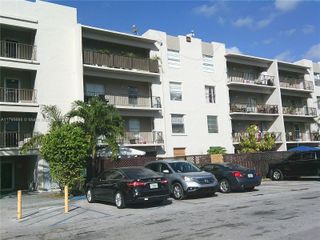 5775 W 20th Ave 213, Hialeah, FL 33012