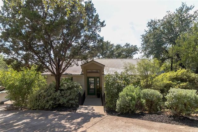 25203 Lakeview DR, Spicewood, TX 78669