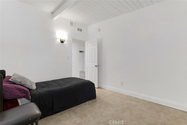 18027 Hatton Street, Reseda, CA 91335