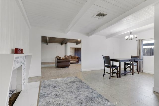 18027 Hatton Street, Reseda, CA 91335