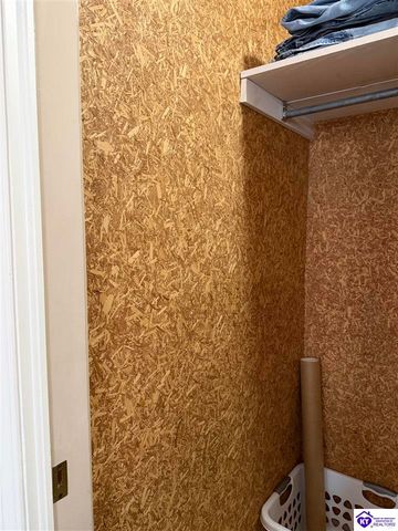 320 Forest Trace, Radcliff, KY 40160