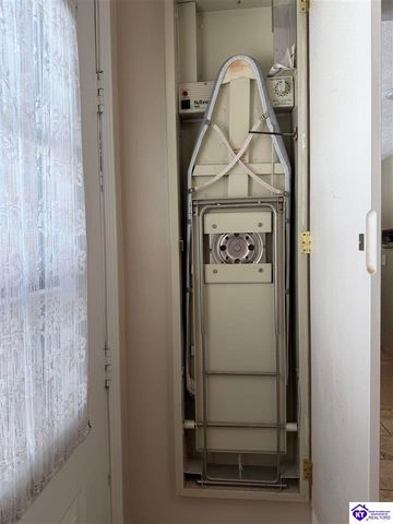 320 Forest Trace, Radcliff, KY 40160