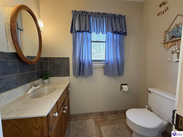 320 Forest Trace, Radcliff, KY 40160