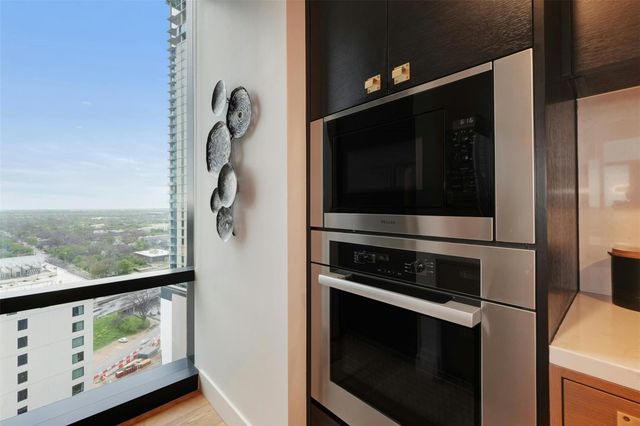 70 Rainey ST 1807, Austin, TX 78701