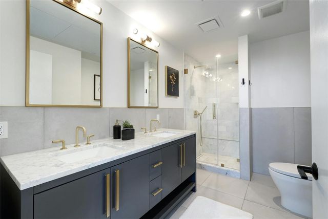 70 Rainey ST 1807, Austin, TX 78701