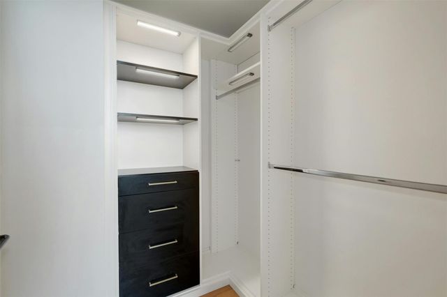 70 Rainey ST 1807, Austin, TX 78701