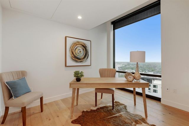 70 Rainey ST 1807, Austin, TX 78701