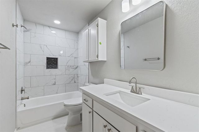 805 NW 113th Street, Oklahoma City, OK 73114