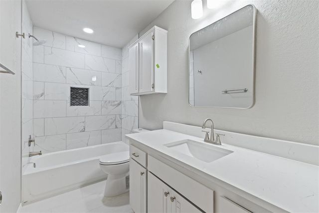 805 NW 113th Street, Oklahoma City, OK 73114