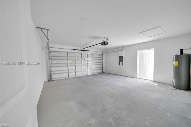 1023 Pilgrim ST E, Lehigh Acres, FL 33974