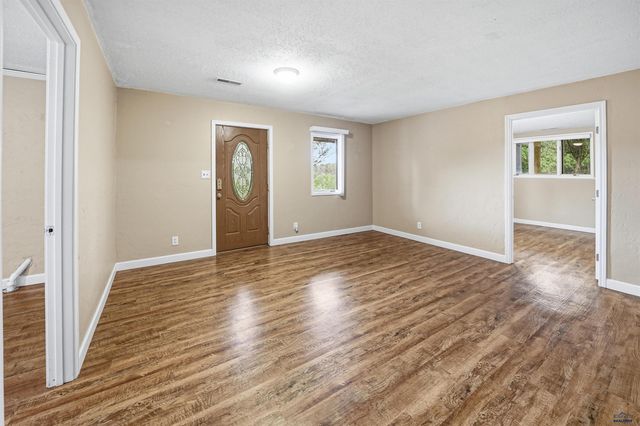24705 PARADISE RD, Hermosa, SD 57744