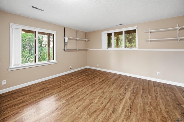 24705 PARADISE RD, Hermosa, SD 57744