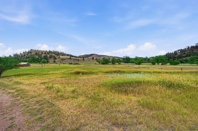 24705 PARADISE RD, Hermosa, SD 57744
