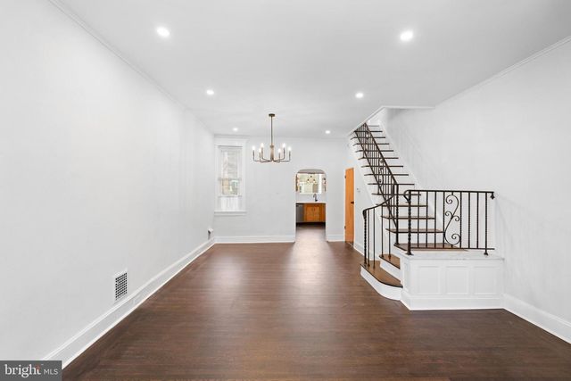 244 MIFFLIN ST, Philadelphia, PA 19148