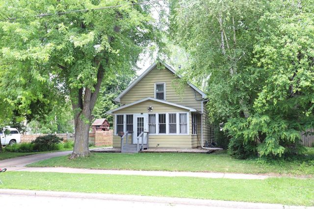 1223 GROVE STREET, Oshkosh, WI 54901