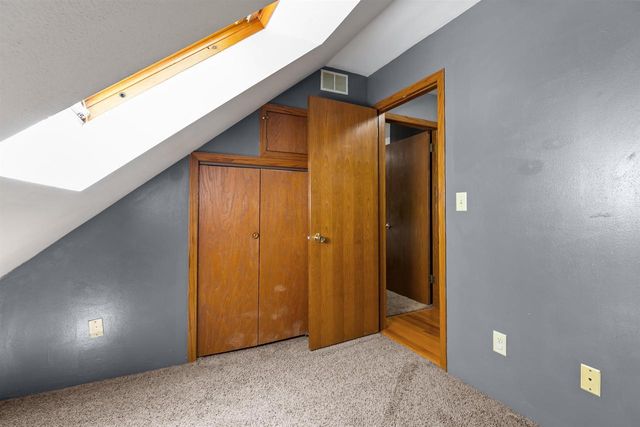 1223 GROVE STREET, Oshkosh, WI 54901