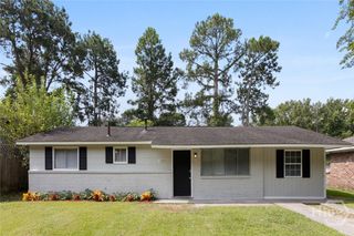 1919 E 56th Street, Savannah, GA 31404