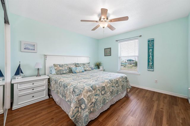 3511 County Road 202, Sargent, TX 77414