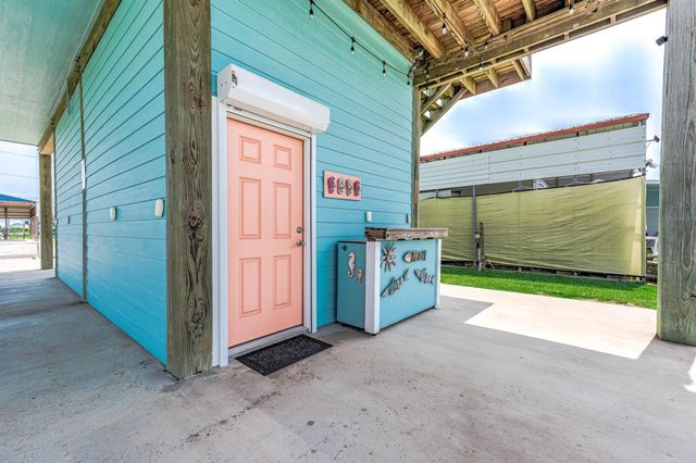 3511 County Road 202, Sargent, TX 77414