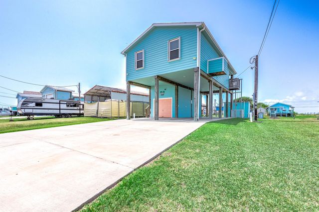 3511 County Road 202, Sargent, TX 77414