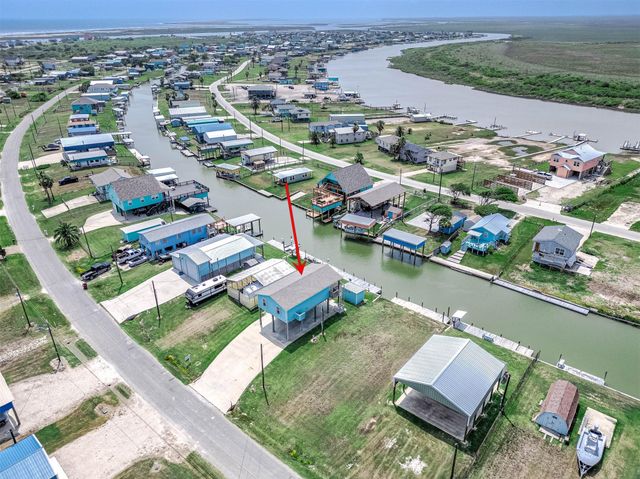 3511 County Road 202, Sargent, TX 77414