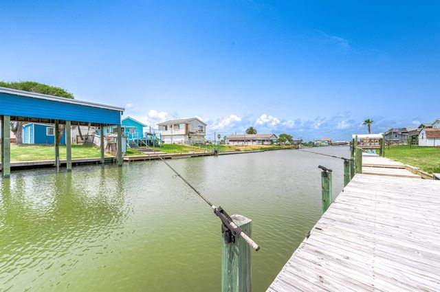 3511 County Road 202, Sargent, TX 77414