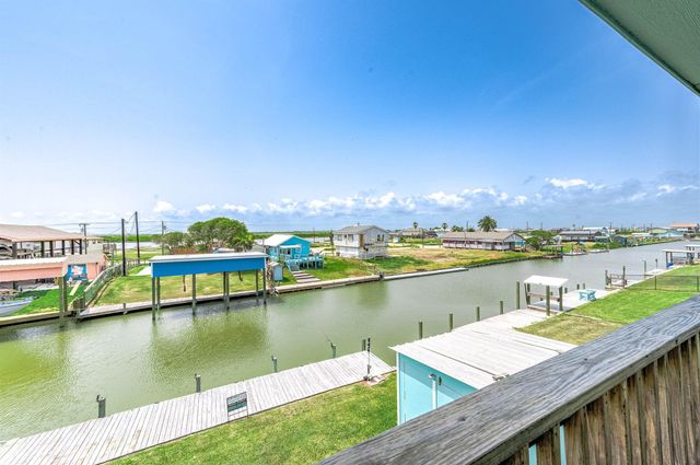 3511 County Road 202, Sargent, TX 77414