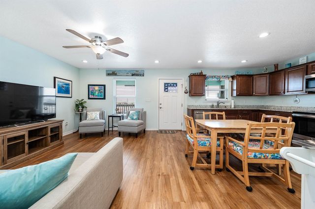 3511 County Road 202, Sargent, TX 77414