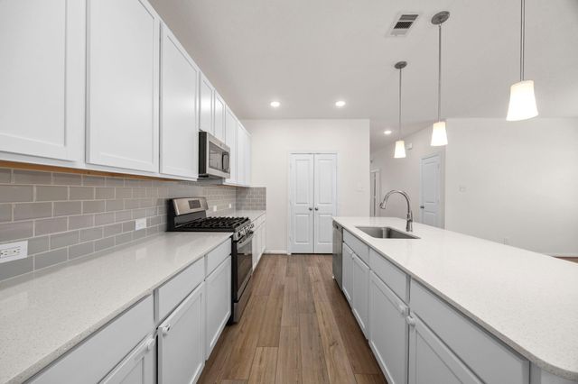 30419 Crystal Stream Lane Lane, Magnolia, TX 77355