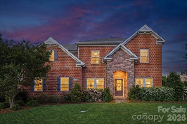 2604 Mchanna Point, Tega Cay, SC 29708