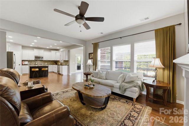 2604 Mchanna Point, Tega Cay, SC 29708