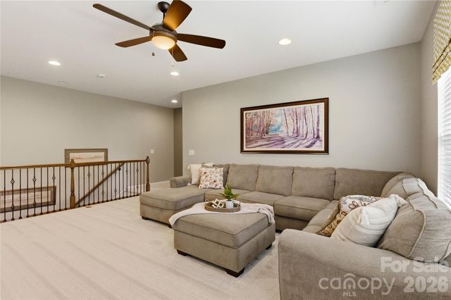 2604 Mchanna Point, Tega Cay, SC 29708