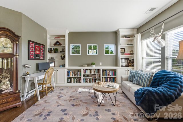 2604 Mchanna Point, Tega Cay, SC 29708