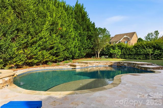 2604 Mchanna Point, Tega Cay, SC 29708