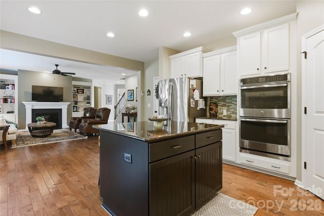 2604 Mchanna Point, Tega Cay, SC 29708