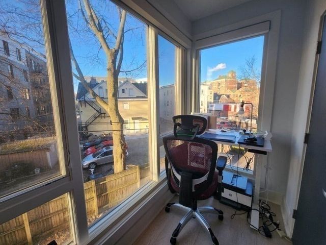 533 Cambridge St 105, Boston, MA 02134