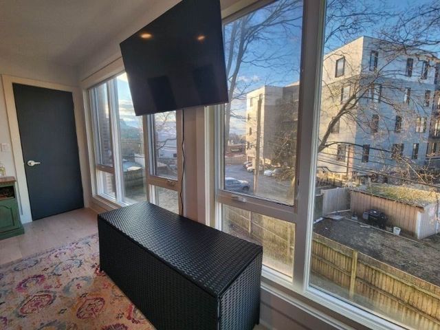 533 Cambridge St 105, Boston, MA 02134