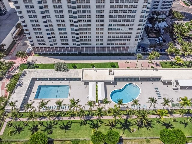 2899 Collins Ave 847, Miami Beach, FL 33140