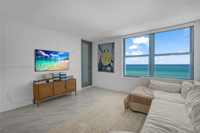 2899 Collins Ave 847, Miami Beach, FL 33140