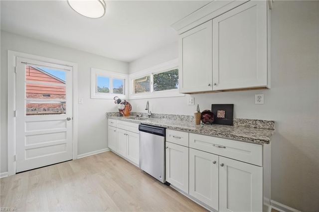 7017 Doummar DR, Norfolk, VA 23518