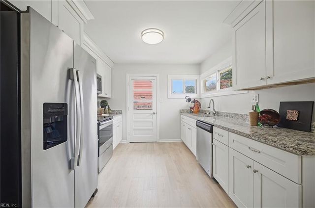 7017 Doummar DR, Norfolk, VA 23518
